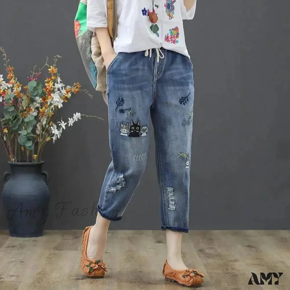 Amy Fashion - Embroidery Ripped Korean Capris Pants