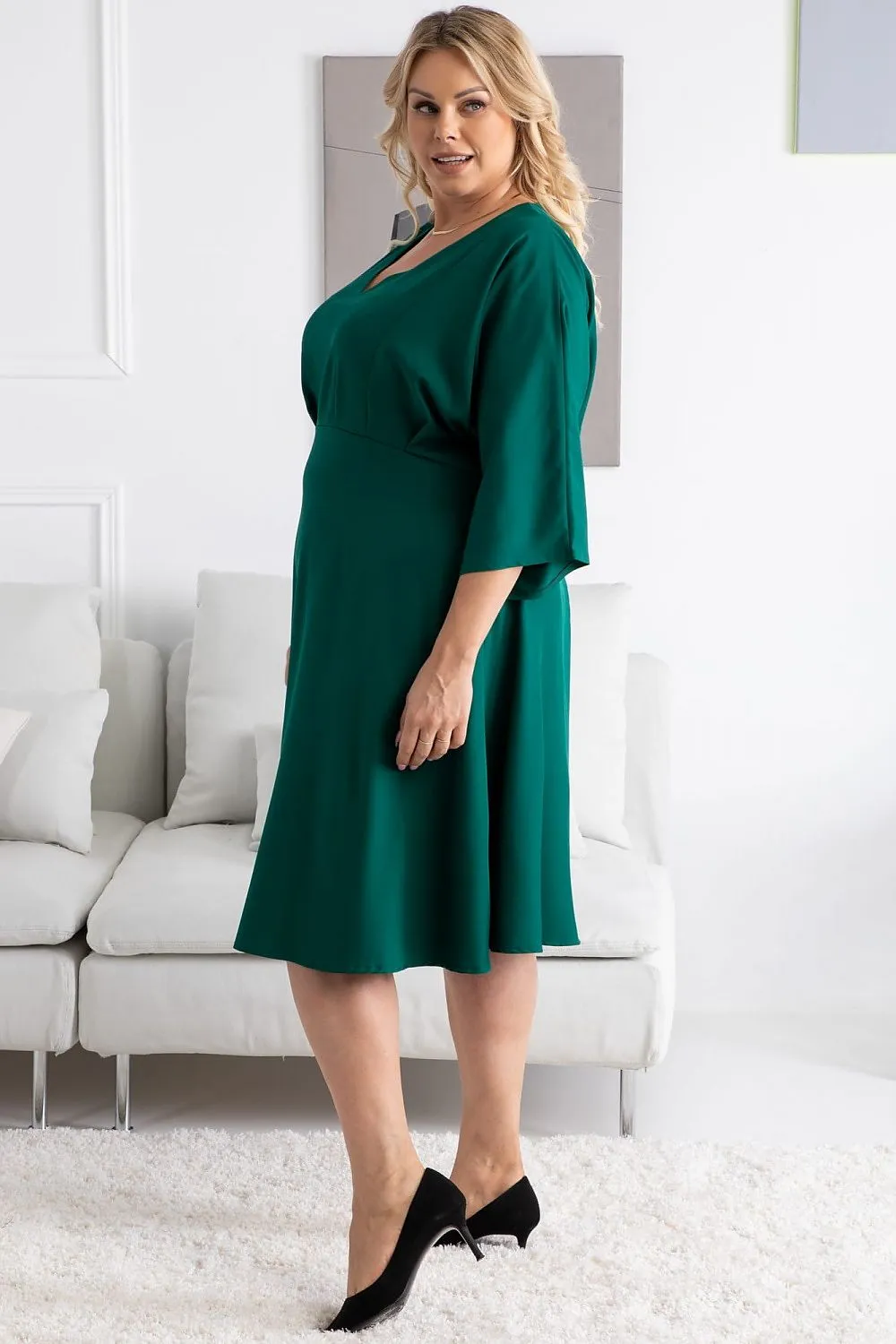 Chic Artisan Plus Size Flared Sleeve Dress - A Timeless Elegance