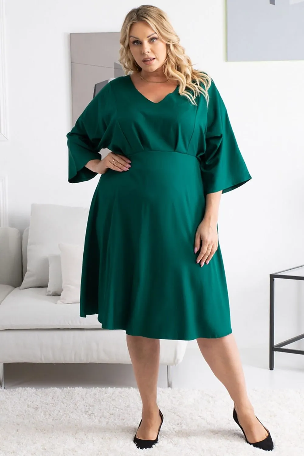 Chic Artisan Plus Size Flared Sleeve Dress - A Timeless Elegance