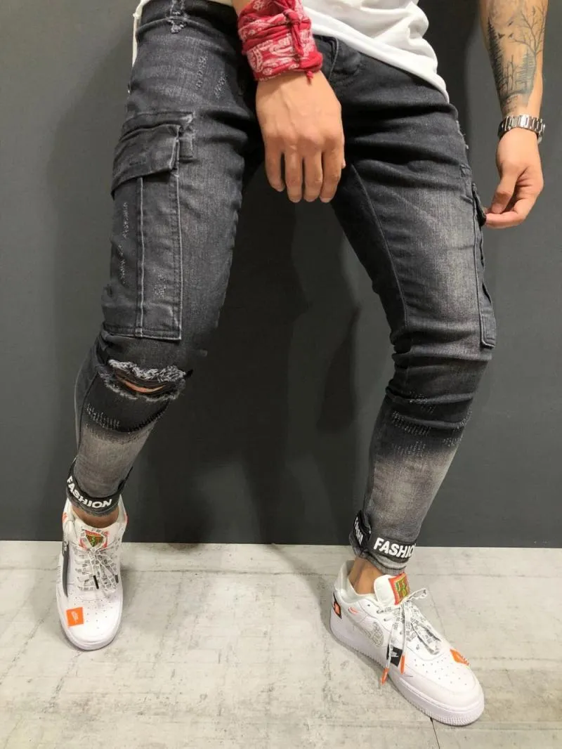 Men's Ripped Jeans With Big Pockets