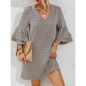 V-Neck Flared Three-Quarter Sleeve Short Dress