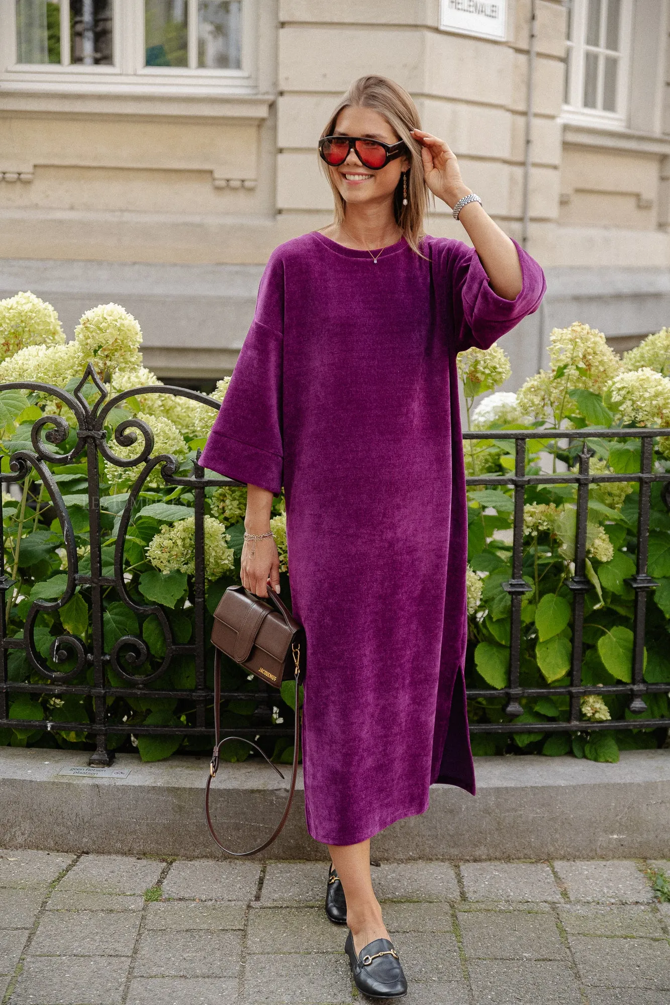 Vida velvet maxi dress magenta