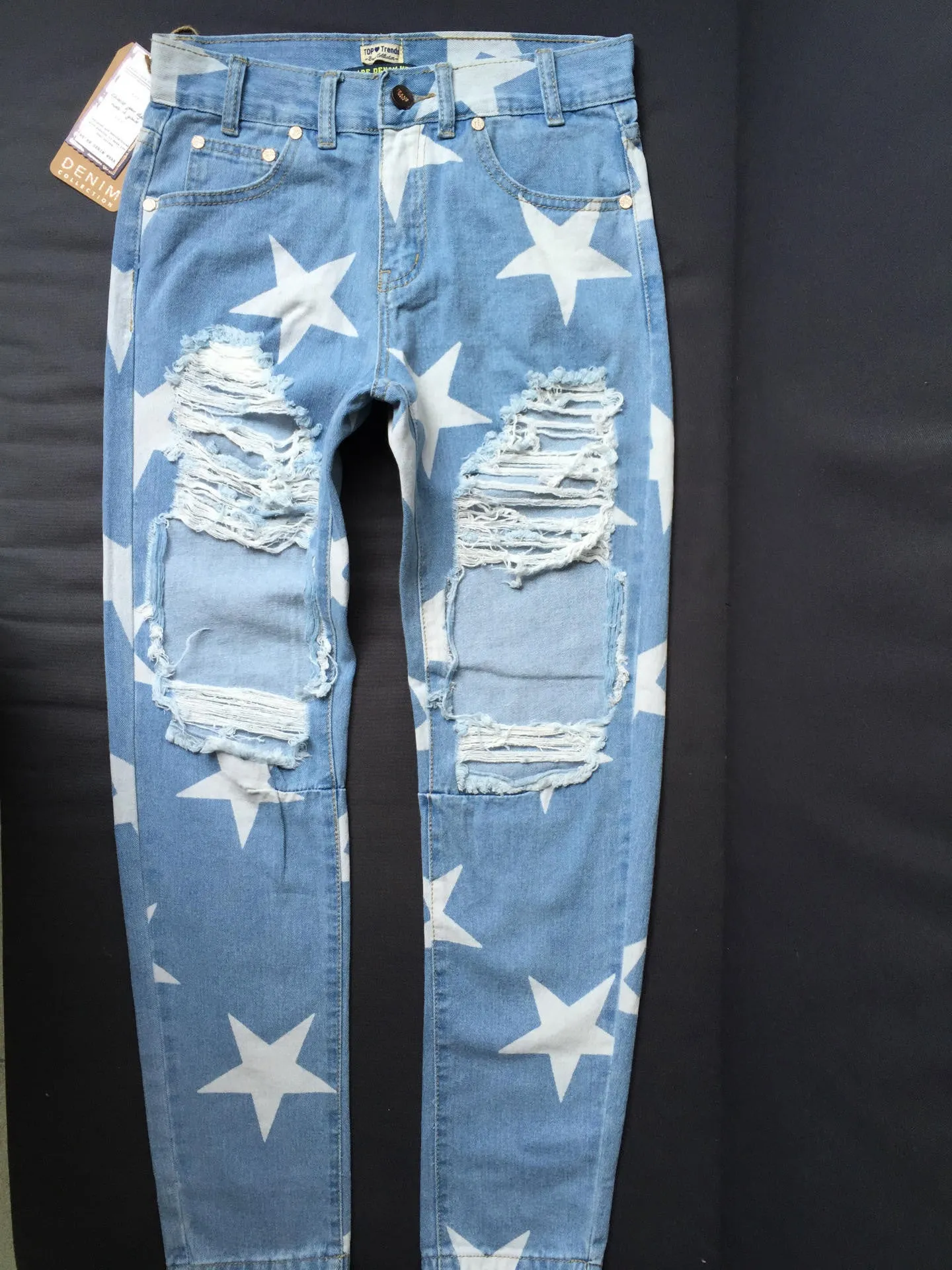 Women's Ripped Boyfriend Jeans With Stars Pattern