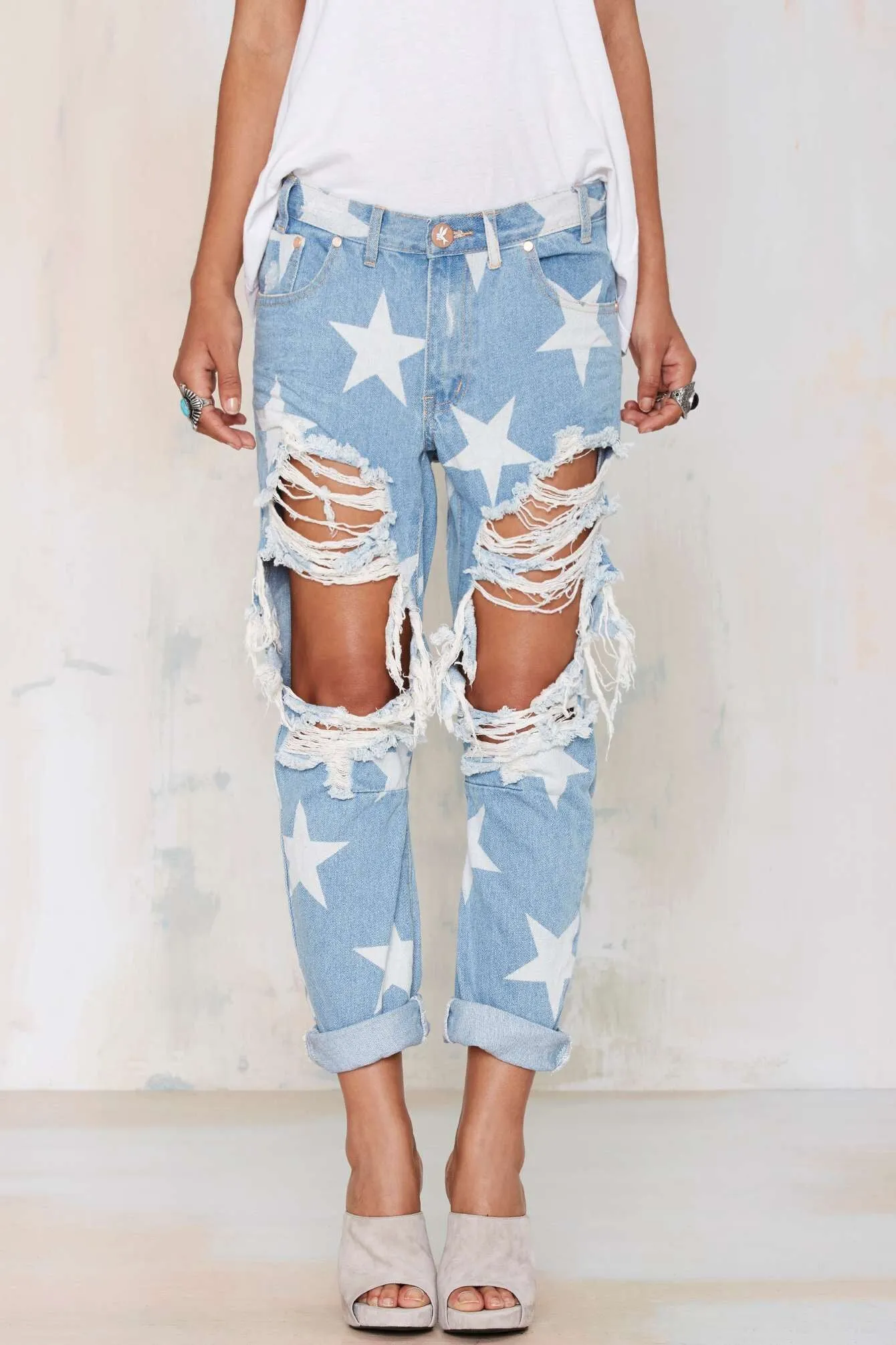 Women's Ripped Boyfriend Jeans With Stars Pattern